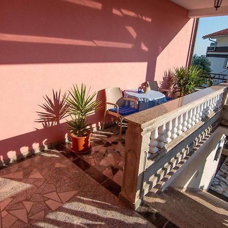 Apartman Boris Palit Esterno foto