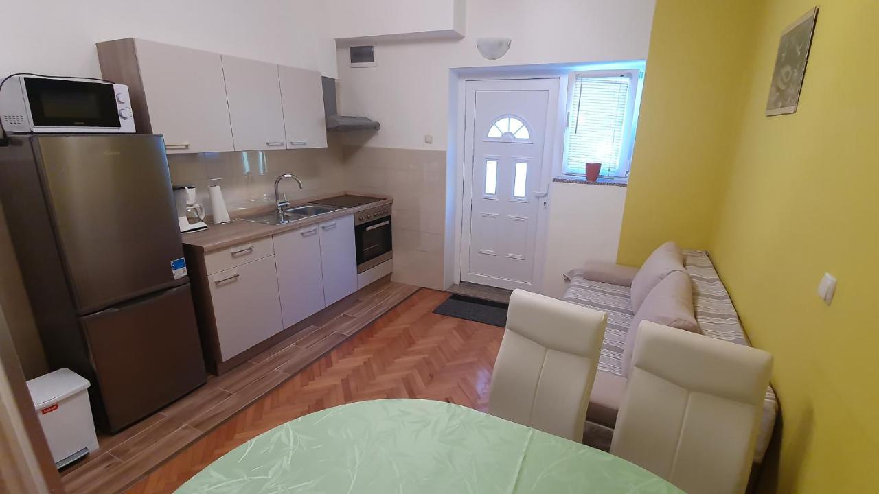 Apartman Boris Palit Esterno foto