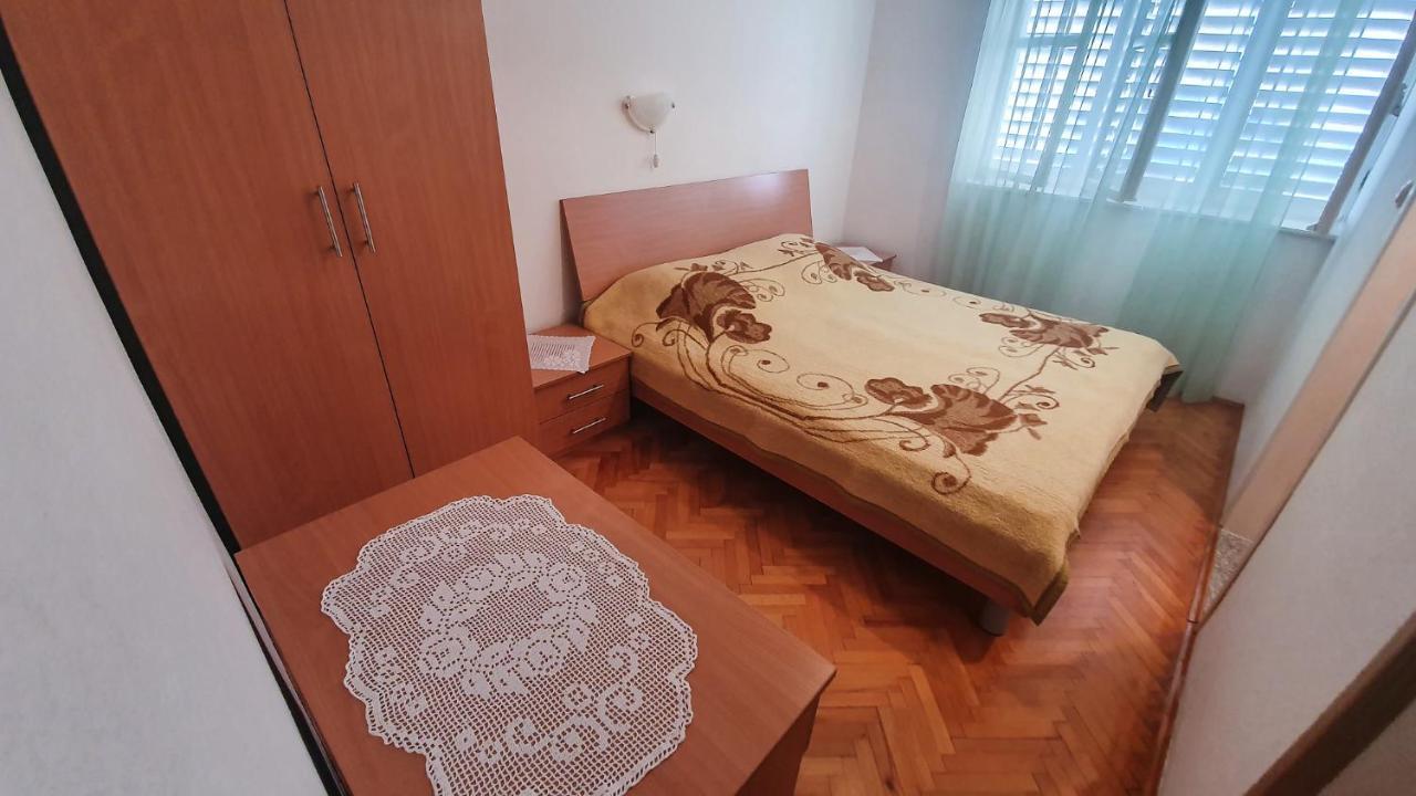Apartman Boris Palit Esterno foto
