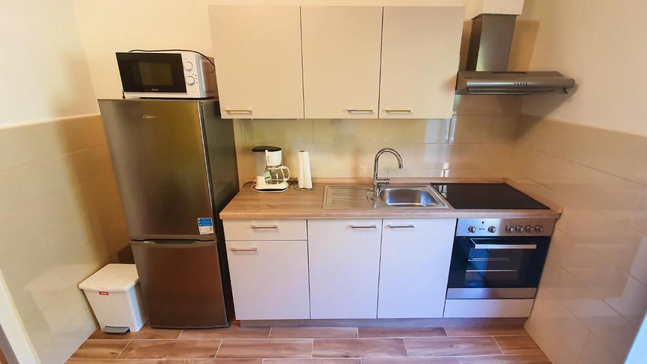 Apartman Boris Palit Esterno foto