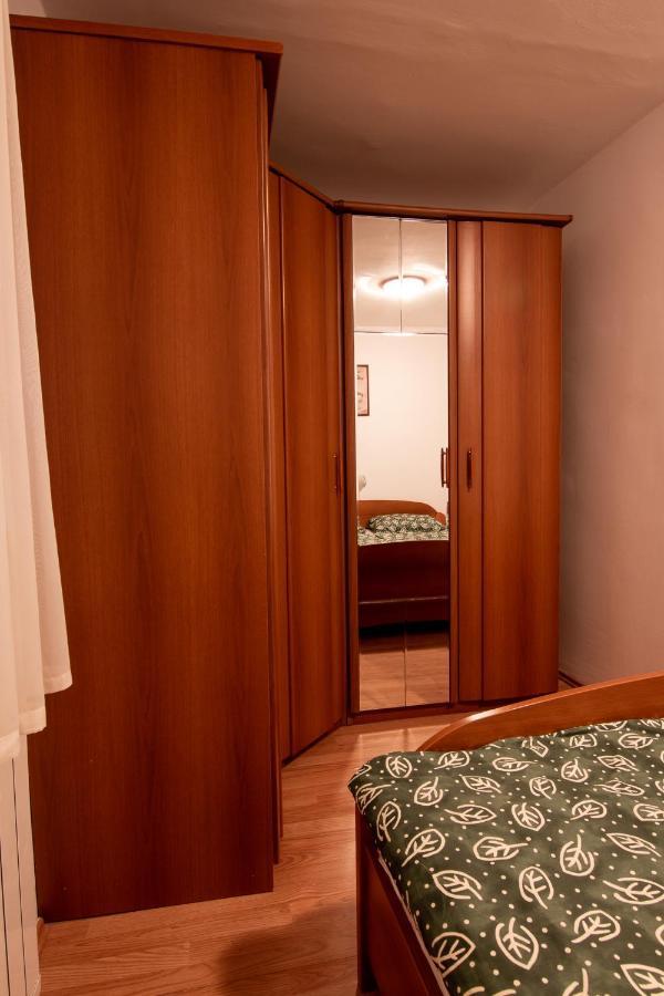 Apartman Boris Palit Esterno foto