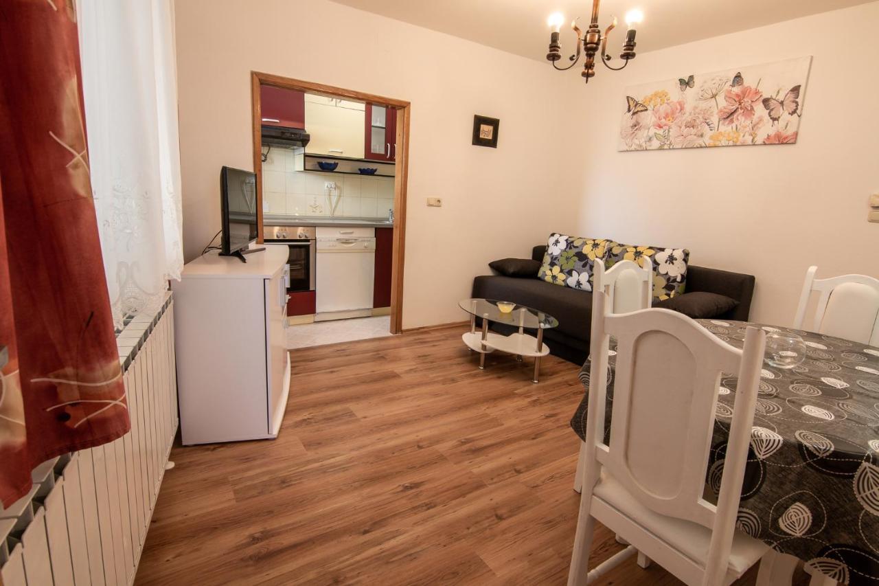 Apartman Boris Palit Esterno foto