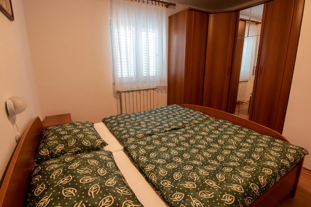 Apartman Boris Palit Esterno foto